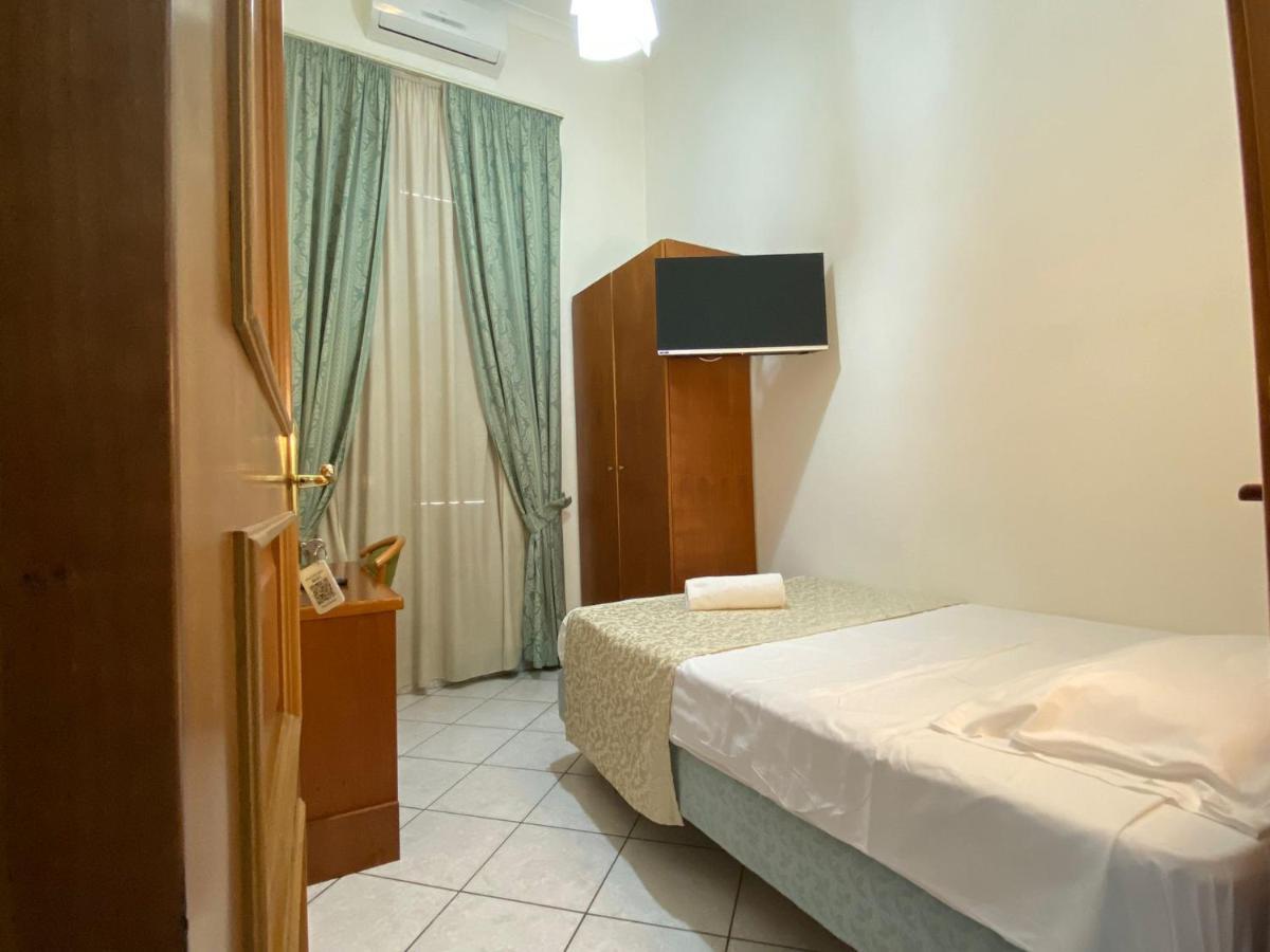Hotel Eliseo Napoli Exterior foto